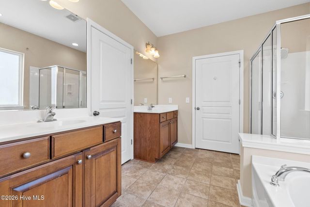 5236 Shipmast Way, Southport, NC 28461