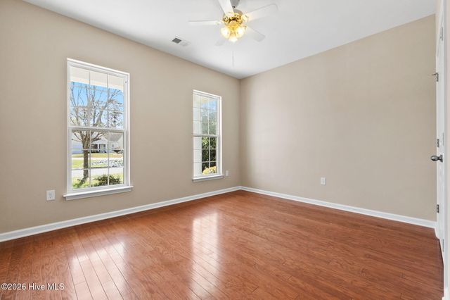 5236 Shipmast Way, Southport, NC 28461