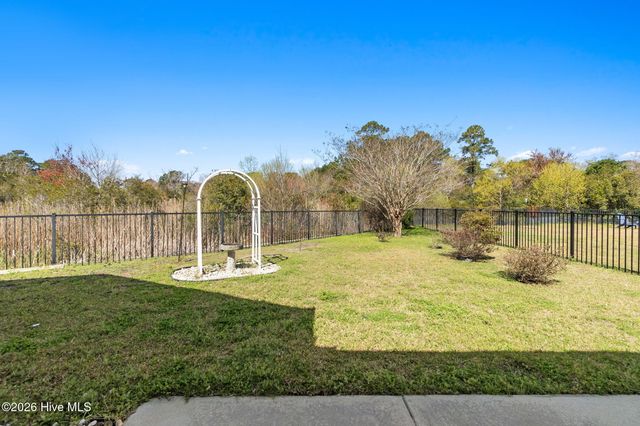 5236 Shipmast Way, Southport, NC 28461