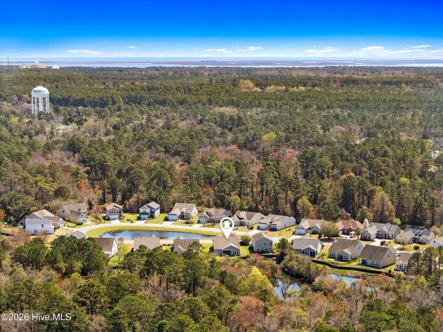 5236 Shipmast Way, Southport, NC 28461