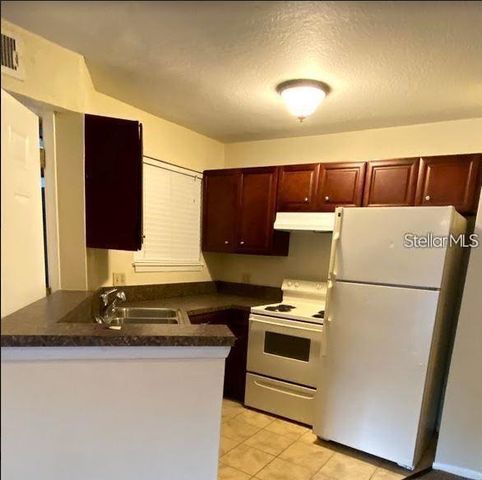 1940 LAKE ATRIUMS CIRCLE 92, Orlando, FL 32839