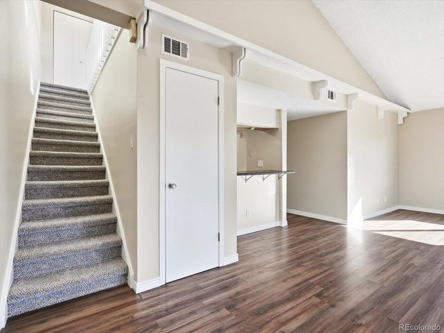 540 S Forest St 8-205, Denver, CO 80246