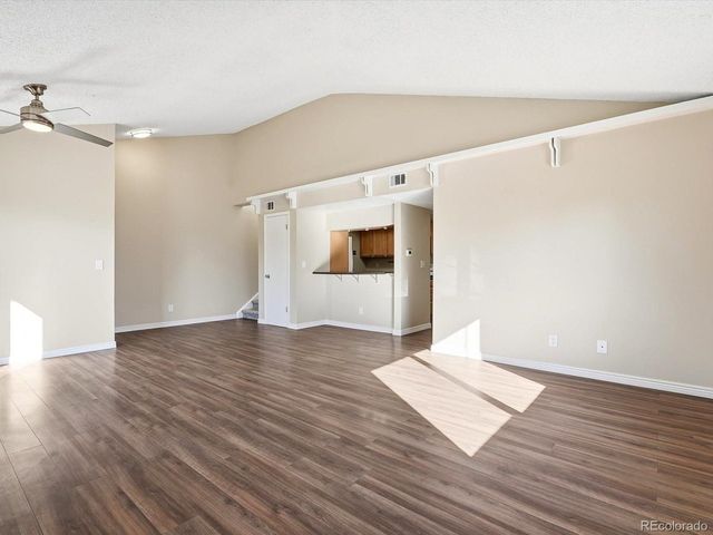 540 S Forest St 8-205, Denver, CO 80246