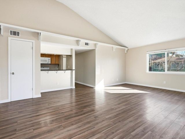 540 S Forest St 8-205, Denver, CO 80246