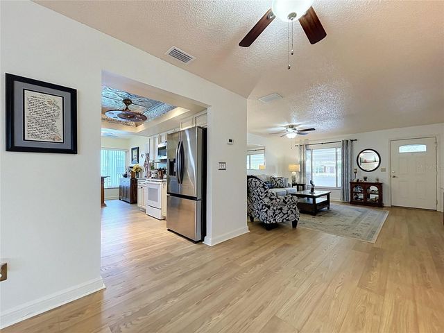 9117 41ST WAY N 5, Pinellas Park, FL 33782