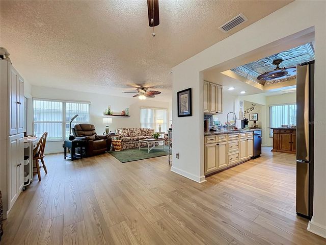 9117 41ST WAY N 5, Pinellas Park, FL 33782