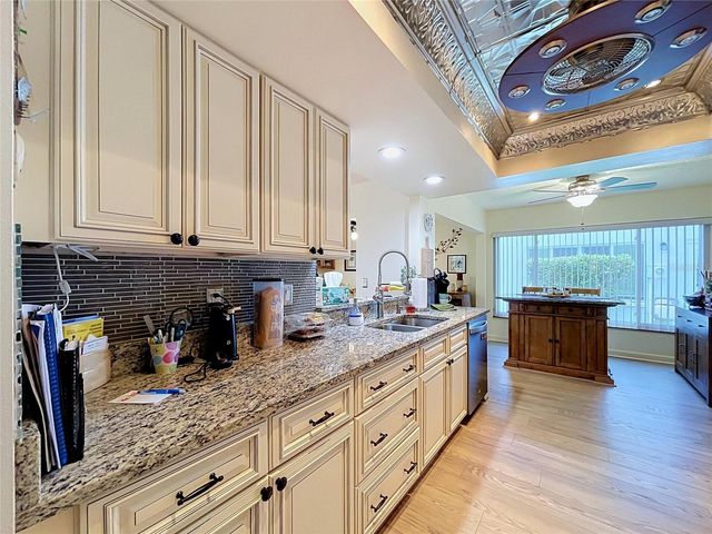 9117 41ST WAY N 5, Pinellas Park, FL 33782