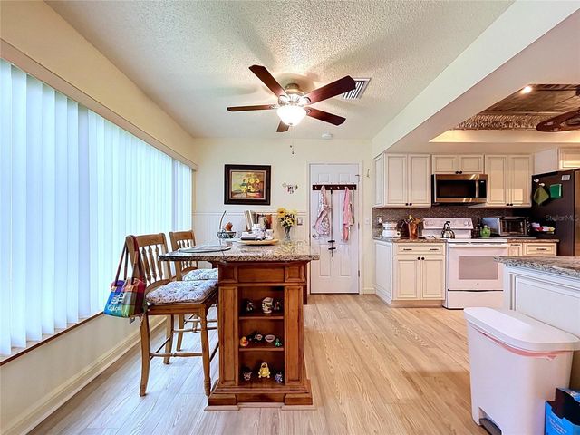 9117 41ST WAY N 5, Pinellas Park, FL 33782