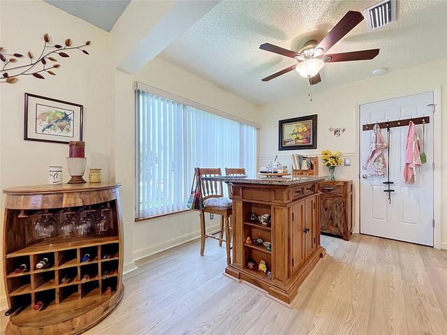 9117 41ST WAY N 5, Pinellas Park, FL 33782