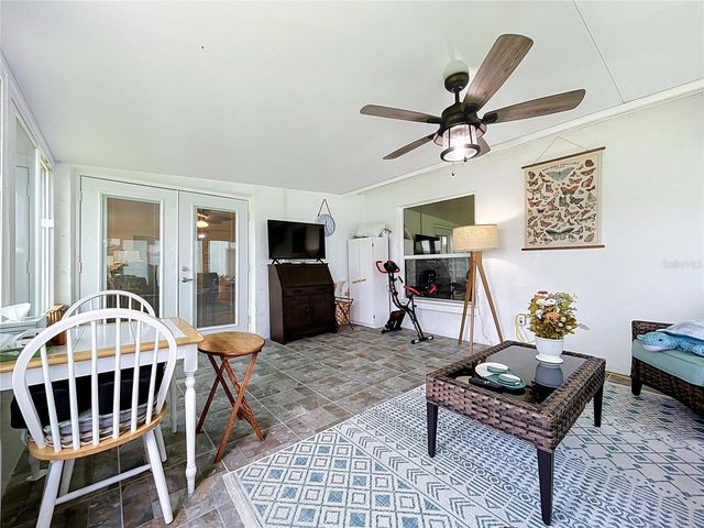 9117 41ST WAY N 5, Pinellas Park, FL 33782