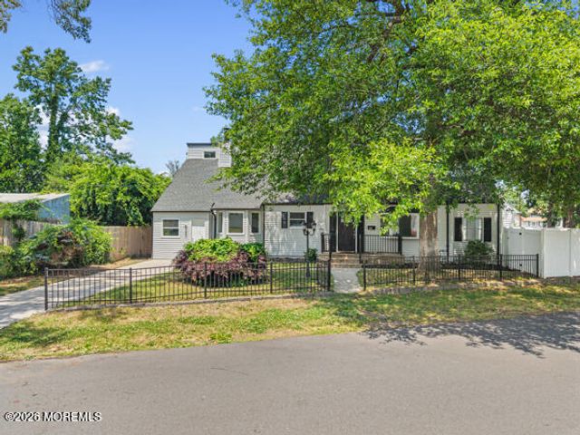 55 11th Street, Hazlet, NJ 07734