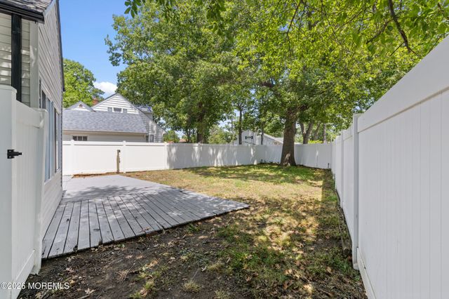 55 11th Street, Hazlet, NJ 07734