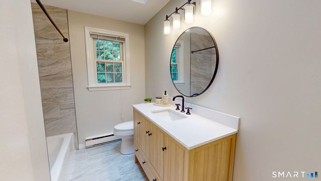 1789 Foxon Road 1B, North Branford, CT 06471