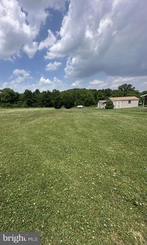 985 FAIRVIEW DR, Hanover, PA 17331