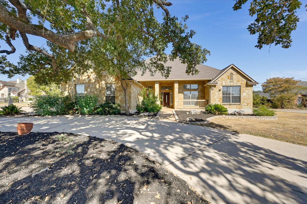 430 Humphrey DR, Buda, TX 78610