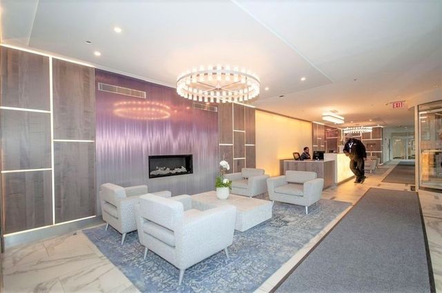 8 Museum Way 805, Cambridge, MA 02141