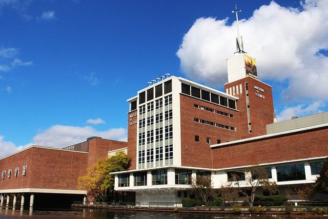 8 Museum Way 805, Cambridge, MA 02141