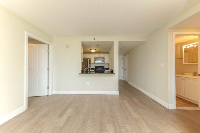 8 Museum Way 805, Cambridge, MA 02141