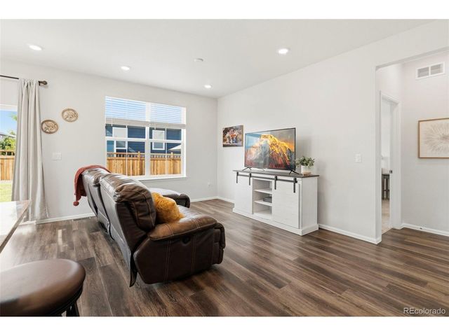 5611 Eagle River Pl, Brighton, CO 80601