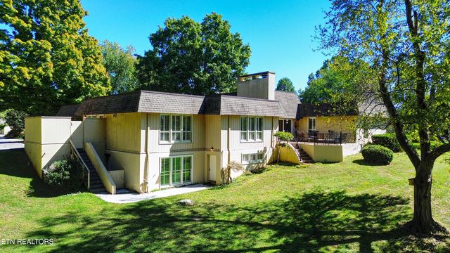 12365 North Fox Den Drive, Farragut, TN 37934