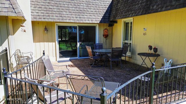 12365 North Fox Den Drive, Farragut, TN 37934