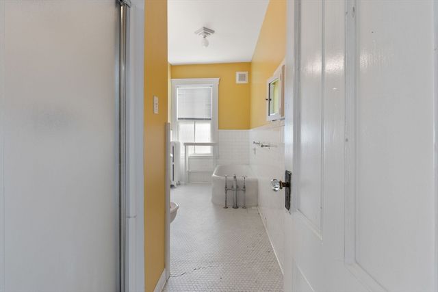 15 Myrtle Street 2, Boston, MA 02130