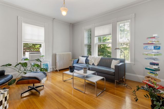 15 Myrtle Street 2, Boston, MA 02130