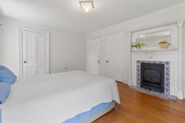15 Myrtle Street 2, Boston, MA 02130