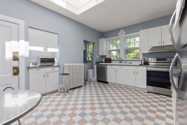 15 Myrtle Street 2, Boston, MA 02130