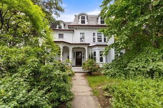 15 Myrtle Street 2, Boston, MA 02130
