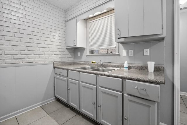 5320 PLOVER DR, Memphis, TN 38127