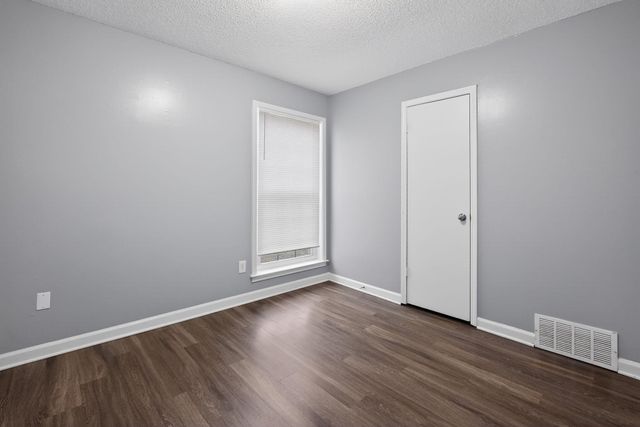 5320 PLOVER DR, Memphis, TN 38127