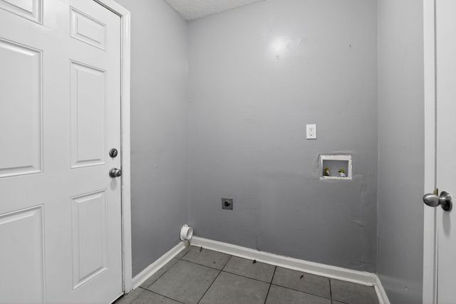 5320 PLOVER DR, Memphis, TN 38127