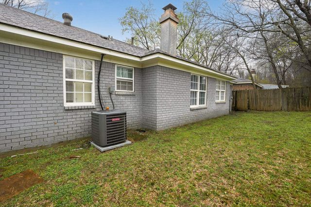 5320 PLOVER DR, Memphis, TN 38127