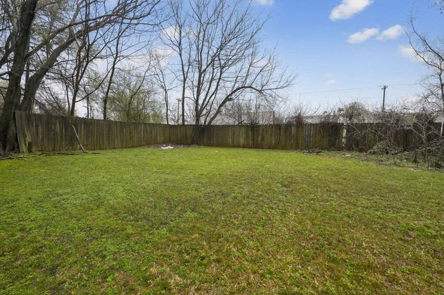 5320 PLOVER DR, Memphis, TN 38127