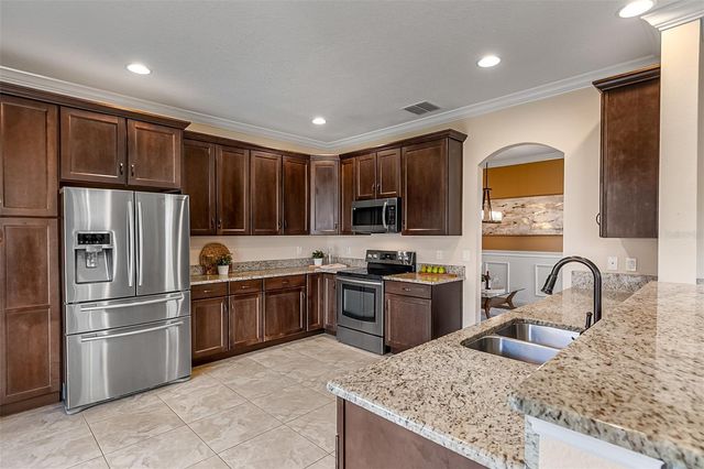 2011 MICHAEL TIAGO CIRCLE, Maitland, FL 32751