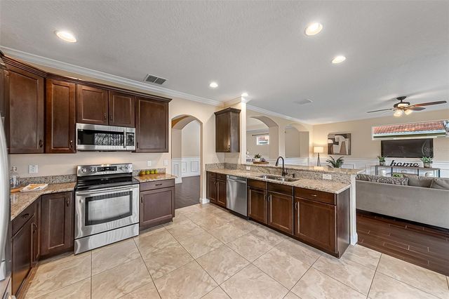 2011 MICHAEL TIAGO CIRCLE, Maitland, FL 32751