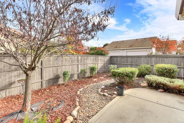 2383 Cotterdale Aly, Sacramento, CA 95835