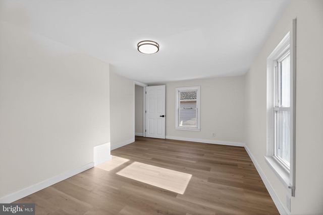 129 W WASHINGTON ST, Paulsboro, NJ 08066