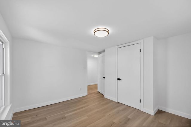 129 W WASHINGTON ST, Paulsboro, NJ 08066