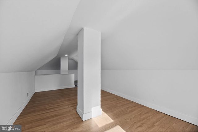 129 W WASHINGTON ST, Paulsboro, NJ 08066