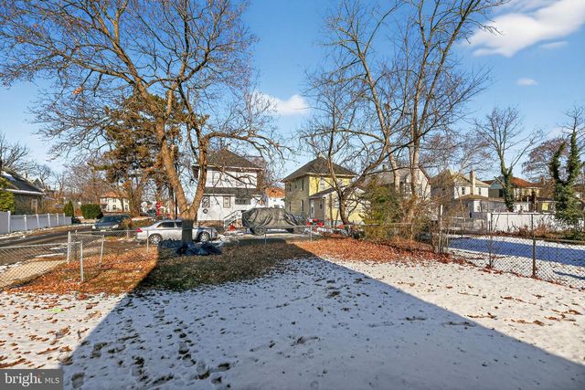 129 W WASHINGTON ST, Paulsboro, NJ 08066