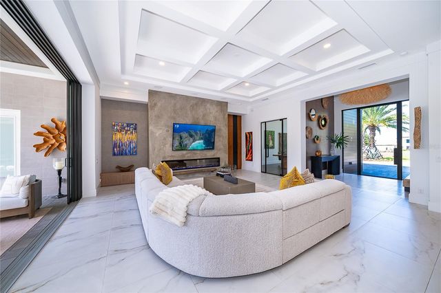 15210 PENDIO DRIVE, Montverde, FL 34756