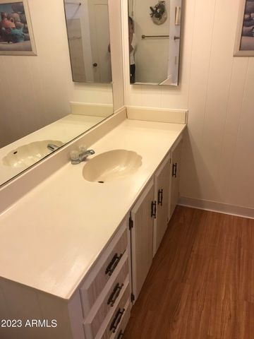 91 W SAHUARO Drive, Queen Valley, AZ 85118