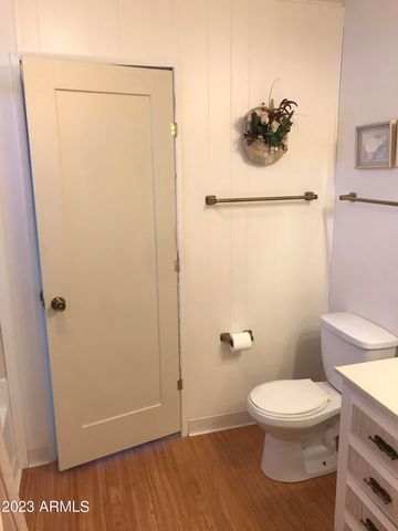 91 W SAHUARO Drive, Queen Valley, AZ 85118