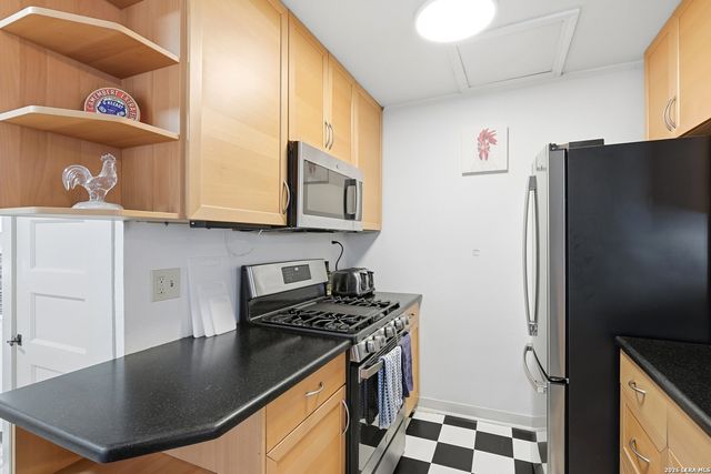 210 Mission St, San Antonio, TX 78210