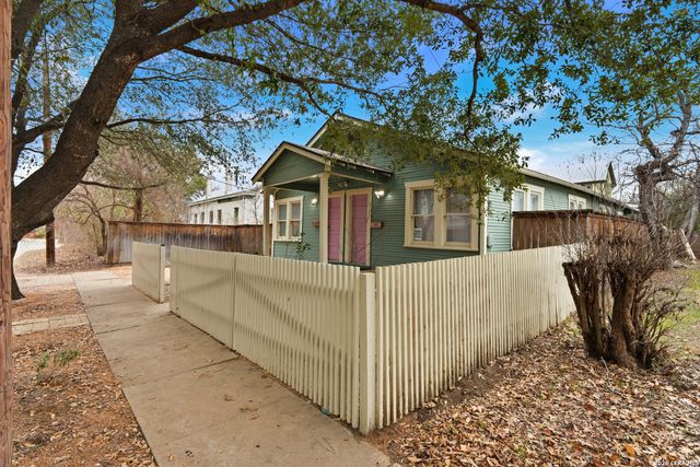 210 Mission St, San Antonio, TX 78210