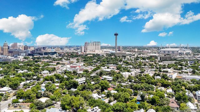 210 Mission St, San Antonio, TX 78210