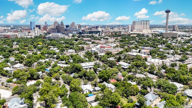 210 Mission St, San Antonio, TX 78210