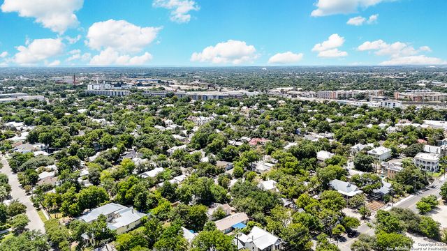 210 Mission St, San Antonio, TX 78210